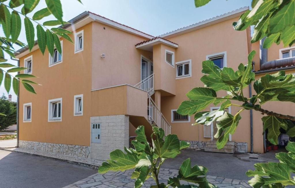 Valdebek 2 Apartment Pula Bagian luar foto